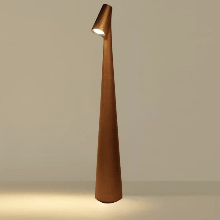Effektiv LED bordlampe, kordeløs og genopladelig; ideel for fleksibel belysning i hjemmet.