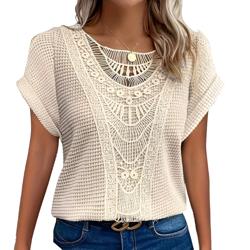 Elegant kvinde blonde top med sofistikerede detaljer. Perfekt sommer top til både fest og hverdag.