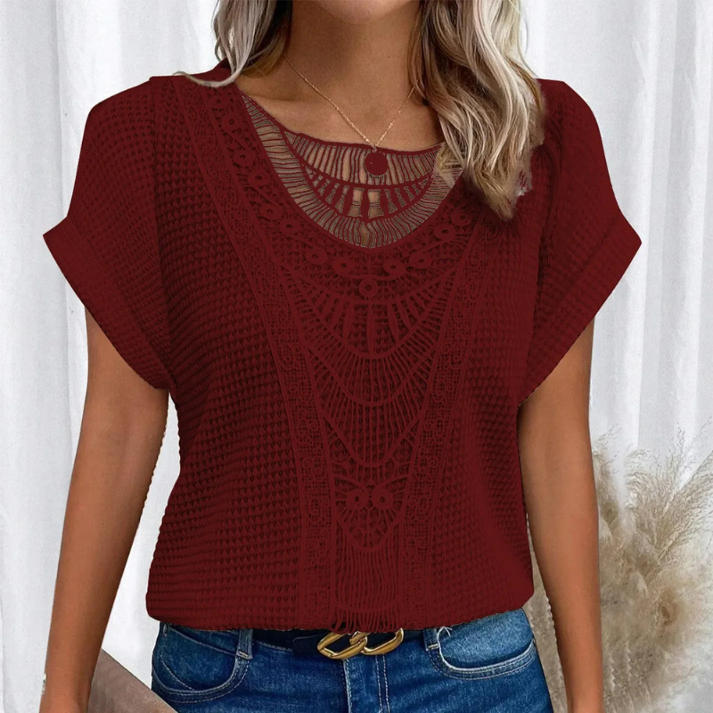 Smuk blonde top til kvinder. Elegant og moderne fest top, også perfekt som stilfuld hverdagstop til sommer.