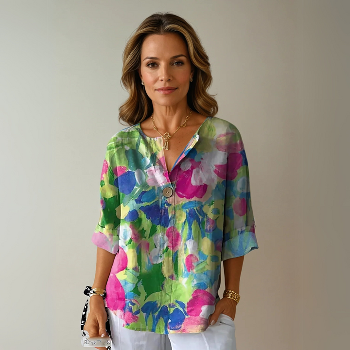 Alsidig Bymayberry kvindebluse med elegant blomsterprint, perfekt til enhver lejlighed.