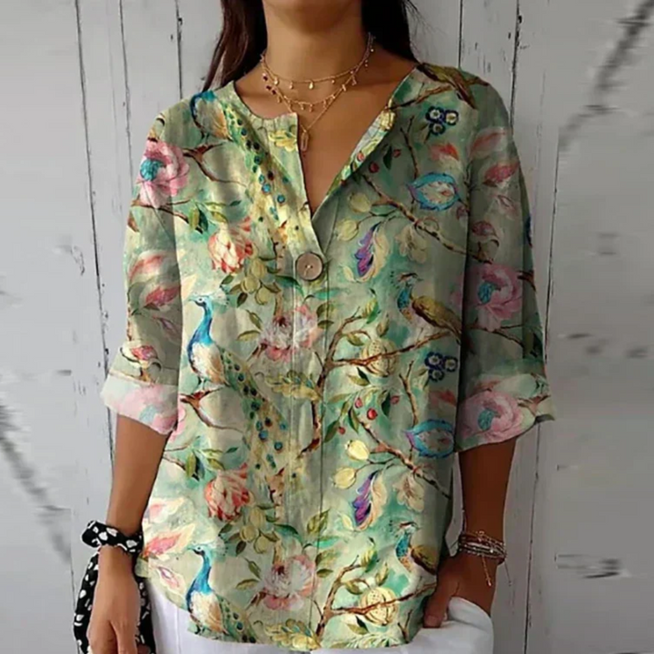 Bymayberry elegant kvindebluse, langærmet med farverigt blomsterprint for en feminin udstråling.