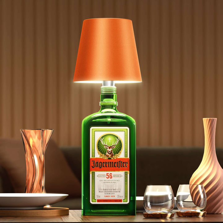 Elegant LED flaskelampe, der upcycler flasker. Giver et varmt og indbydende stemningslys.