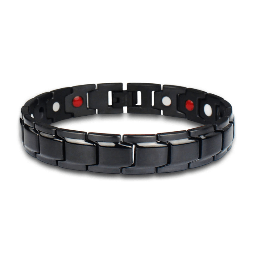 Robust magnetarmbånd i stilrent design. Et komfortabelt og elegant herresmykke til enhver lejlighed.