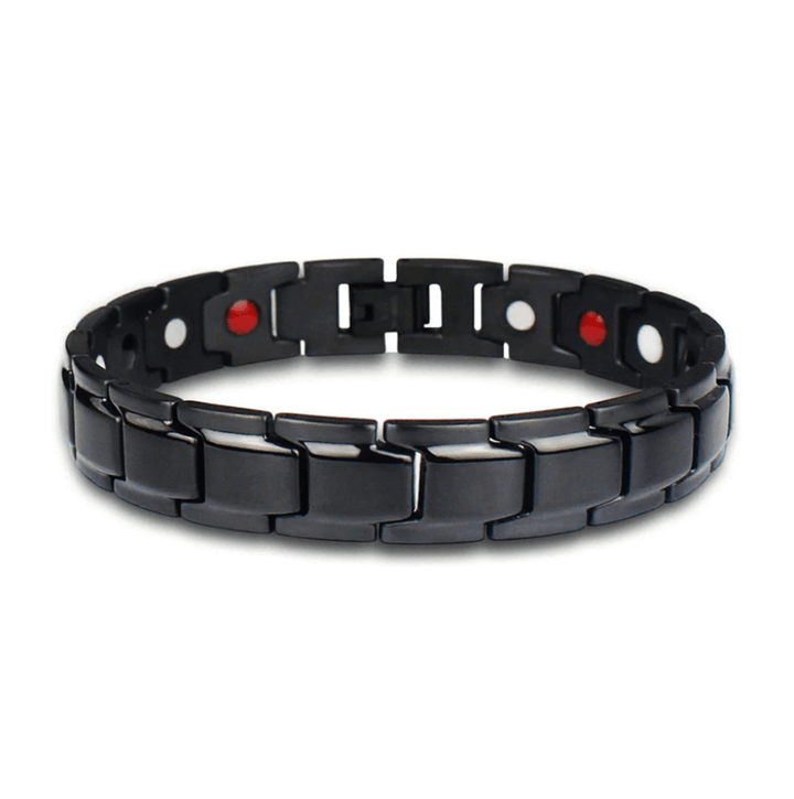 Robust magnetarmbånd i stilrent design. Et komfortabelt og elegant herresmykke til enhver lejlighed.