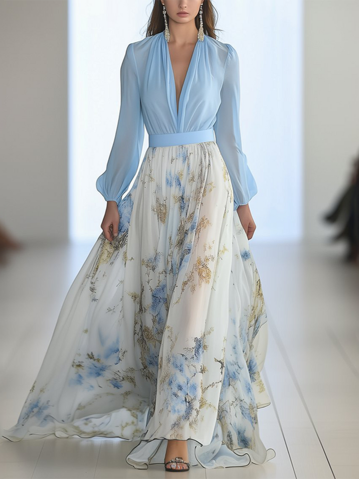 Elegant maxikjole til kvinder med farverigt blomsterprint. Lang sommerkjole med V-hals, perfekt til dame mode.
