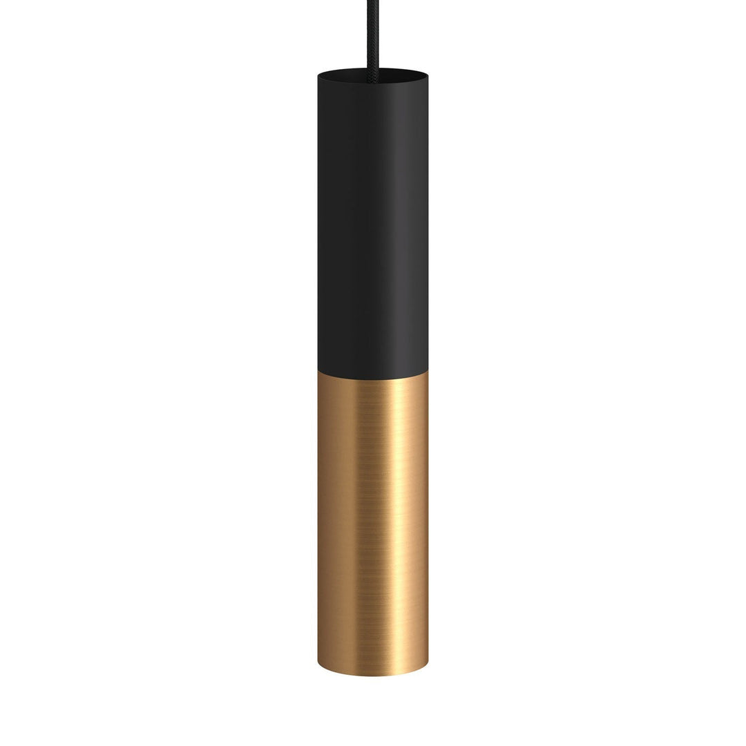 "Elegant messing og sort tube pendellampe, ideel til køkkenet, med børstet finish og justérbar ledning for fleksibel belysnin