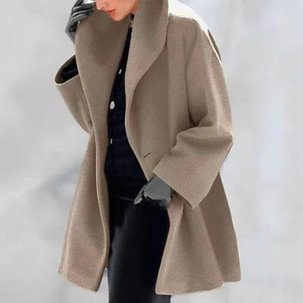 Elegant oversized dame vinterjakke med stilfuld løs pasform.