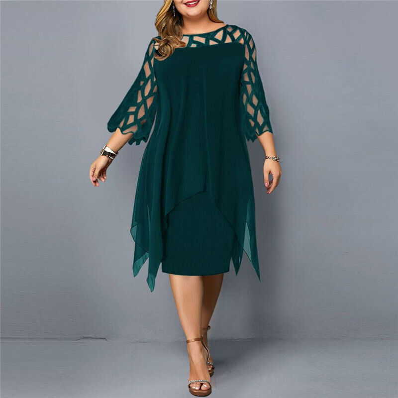 Elegant og komfortabel plus size damekjole. Stilfuld maxikjole, perfekt til fest og hverdag.