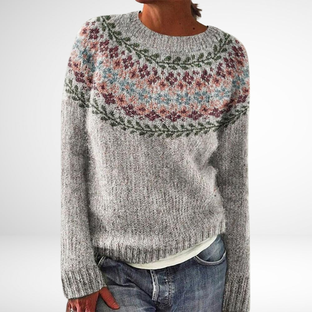 Elegant retro striksweater til kvinder. Langærmet, varm og behagelig til vinteren med tidløs stil.