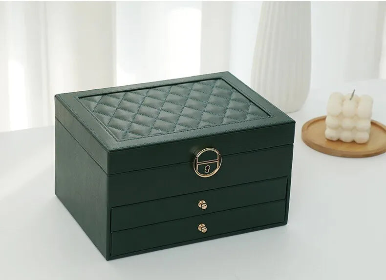 Smykkeskrin med flere etager, et must-have tilbehør for enhver smykkeelsker og samler.