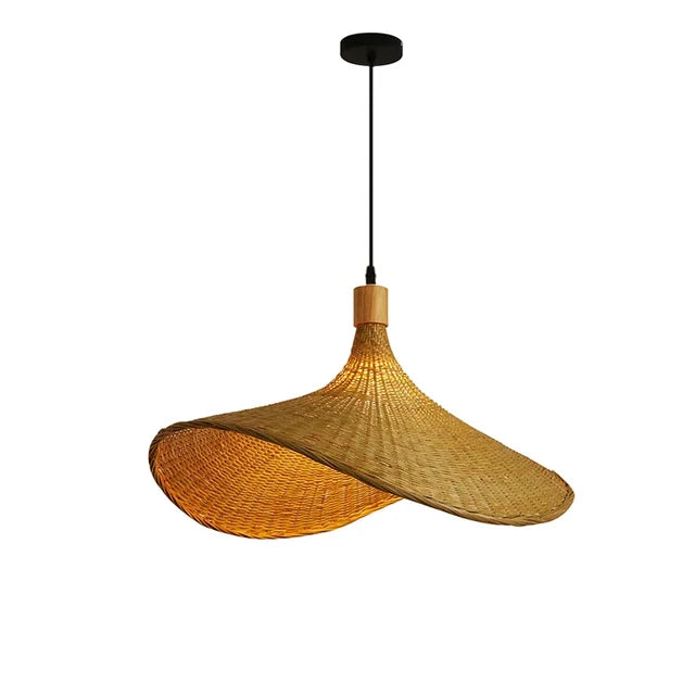 Diskret sort loftlampe, ideel til moderne hjem, giver behagelig og hyggelig belysning, et elegant touch til indretningen.