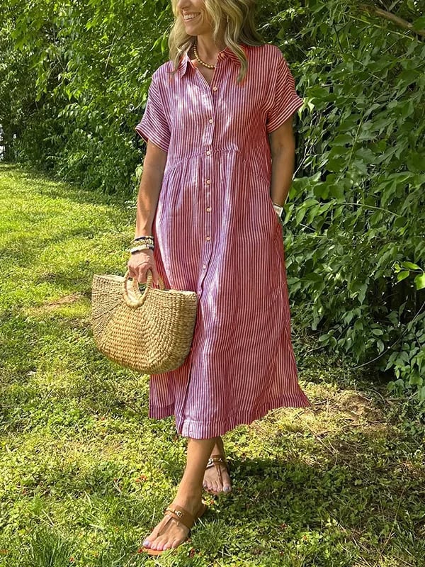 Alsidig stribet dame skjortebluse. Perfekt til kontor, afslappet hverdag eller smart sommerlook. Elegant design.