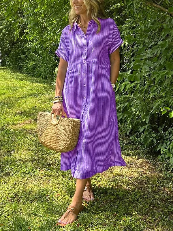 Elegant stribet dame skjortebluse. Behagelig og langærmet med afslappet pasform. Perfekt til sommeranledninger.