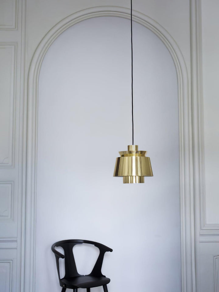 TERJE designlampe. Pendel der forener stil og funktion for moderne hjem og kontor.