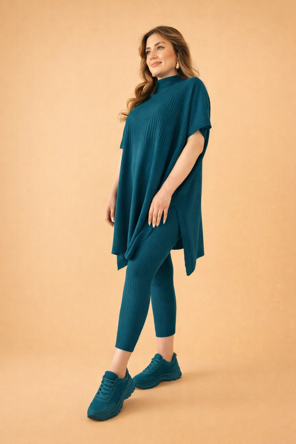 Alsidigt todelt kvindesæt. Afslappet komfort og elegant stil, perfekt til både hverdag og sommer.