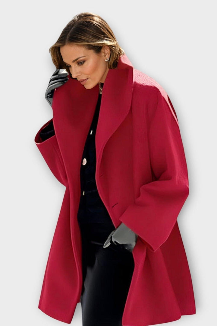 Klassisk dame uldjakke i elegant design. Komfortabel og varm vinterjakke, en tidløs modefavorit til kvinder.