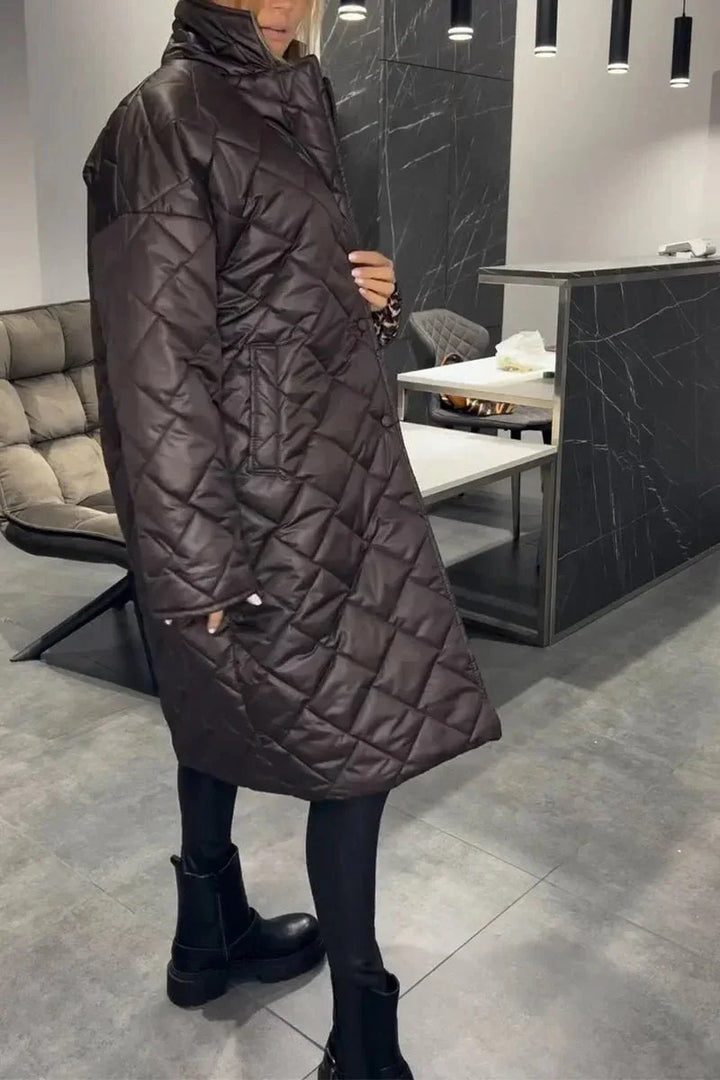 Alsidig damejakke med leopardprint. Vendbar design gør den perfekt som både hverdags- og festjakke.