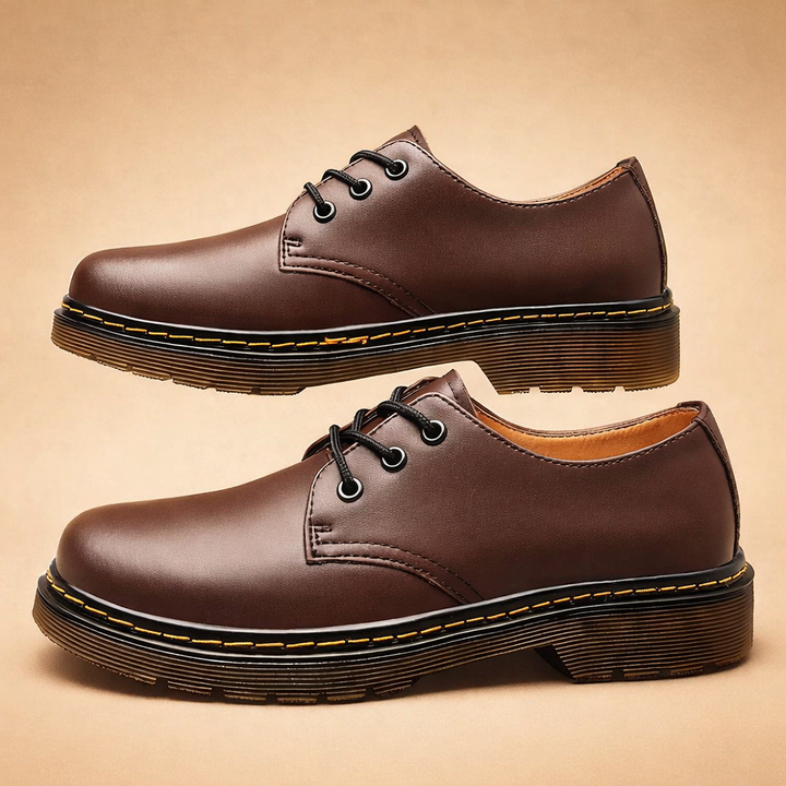 Stilfulde herresko til hverdag og smart-casual look. Moderne snøresko for komfort og elegance.