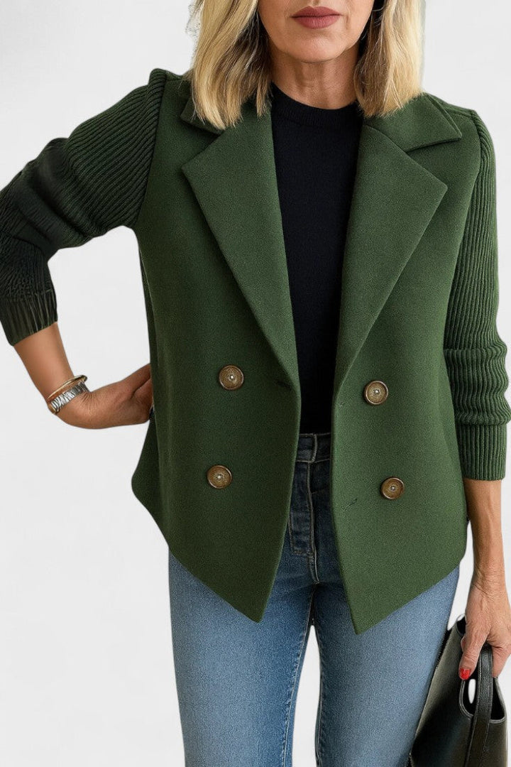 Elegant Elena blazer til kvinder, perfekt til en poleret hverdagslook eller som kontor-overtøj.