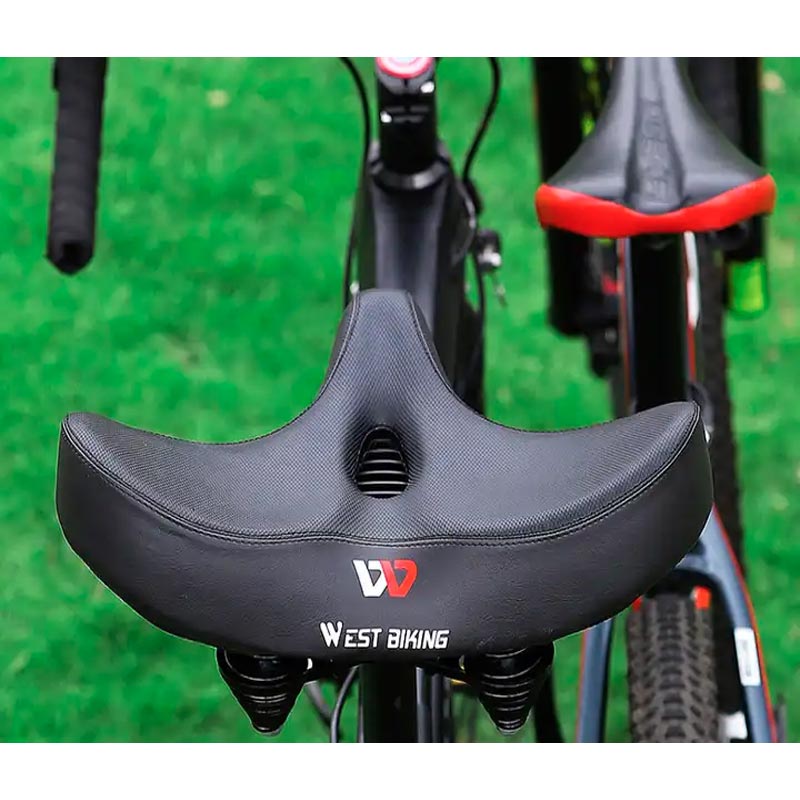 "Ergonomisk cykelsadel med ventilationskanal, stilfuldt design og ekstra komfort til lange cykelture."