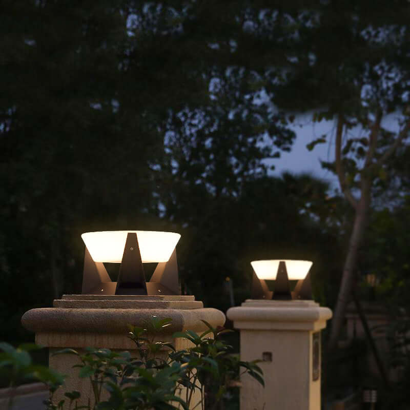 Soldrevet Udendørs Lampe | Elegant Havebelysning