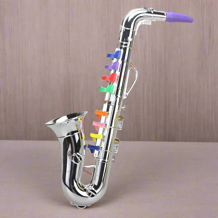 Detaljeret børnesaxofon legetøj i farvestrålende design, perfekt til små musikere og sjov musikinstrument leg.