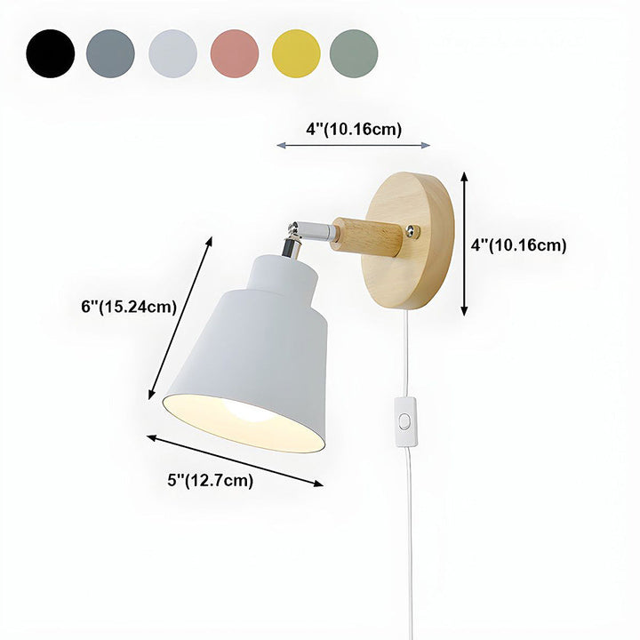 "Farverig væglampe i træ og jern, 10cm, med livlige nuancer og moderne design, perfekt til indbydende hjemmets belysning."