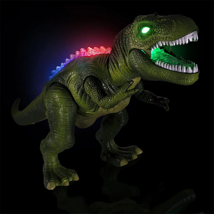 Et barn leger glædeligt med fjernbetjent dinosaur legetøj, interaktiv underholdning indendørs.