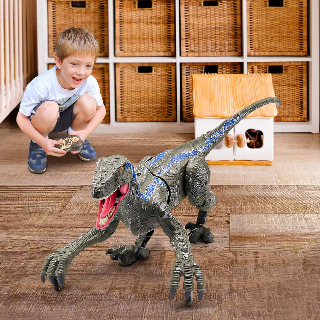 VelociThrill fjernstyret dinosaur i aktion, bevæger sig realistisk for børn.