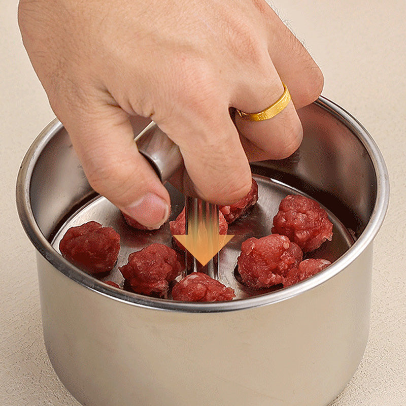 Form perfekte frikadeller med denne frikadelleform i rustfrit stål. Optimal til hakket kød.