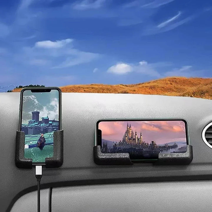 GlideGrip telefonholder monteret i bilens interiør. Sikrer din mobil for håndfri opkald og navigation under kørsel.