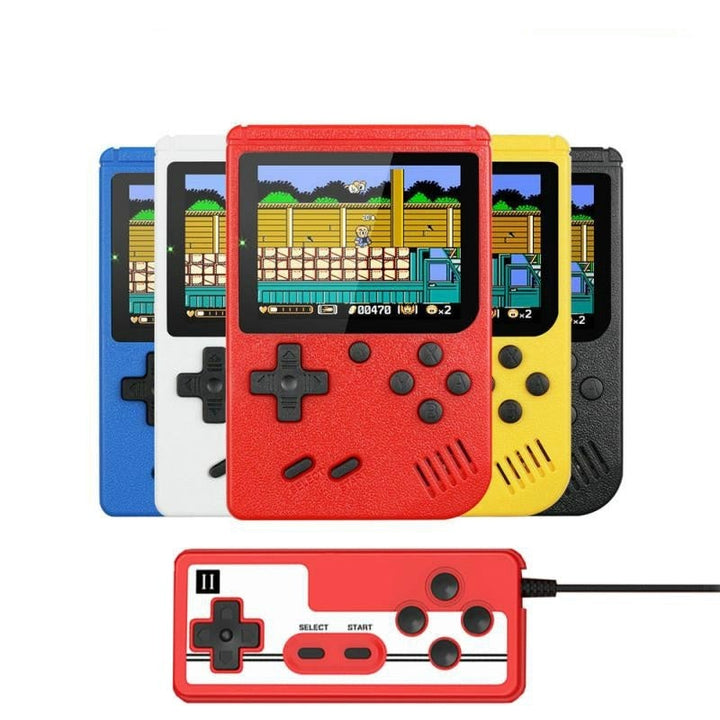 Klar skærm og responsive knapper på håndholdt retro konsol med 400 klassiske spil. Sjovt.