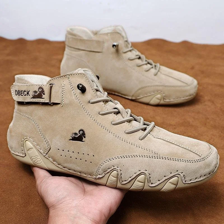 Stilfulde herre high-top sneakers, håndlavede i gråt italiensk design for optimal komfort og mode.