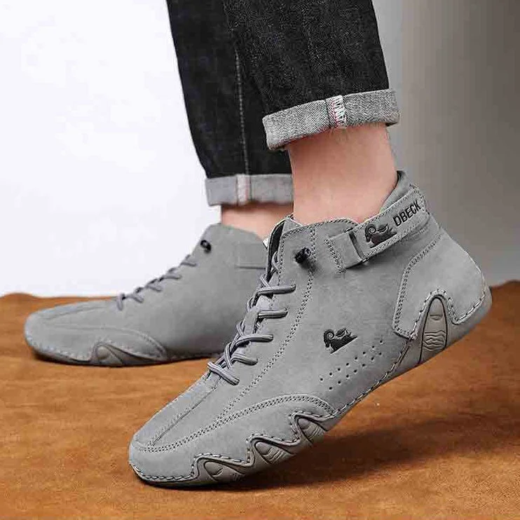 Italiensk designede high-top herresneakers, håndlavet i grå. Optimal komfort og stilfuldt fodtøj til mænd.