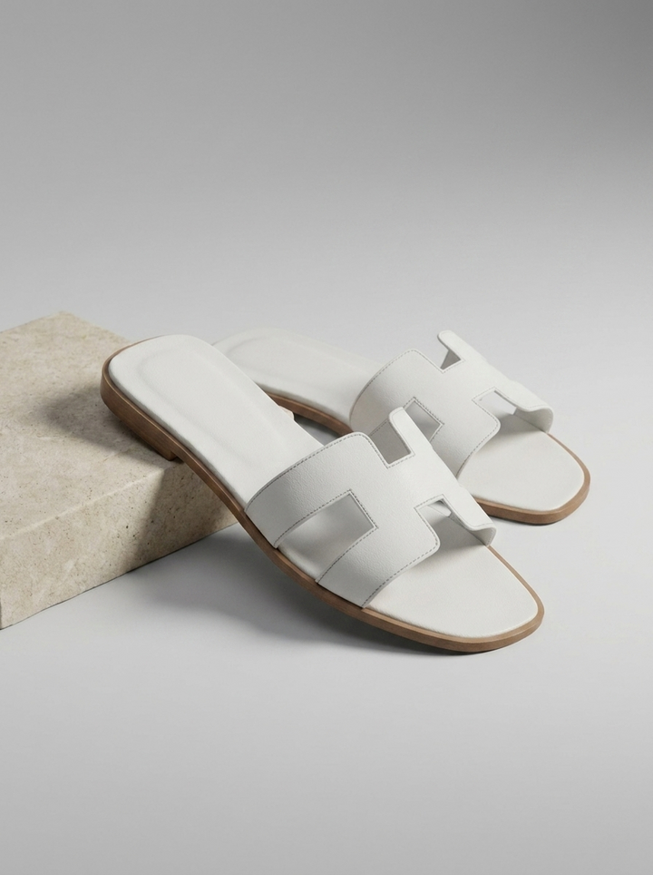 Sommertøj: Helena damer slippers, dine nye favoritsko for afslapning.
