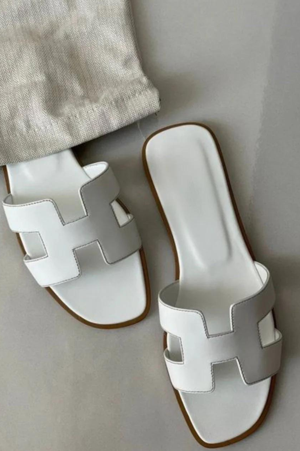 Helena damer slippers: En alsidig komfortsko for tidløs stil og velvære.