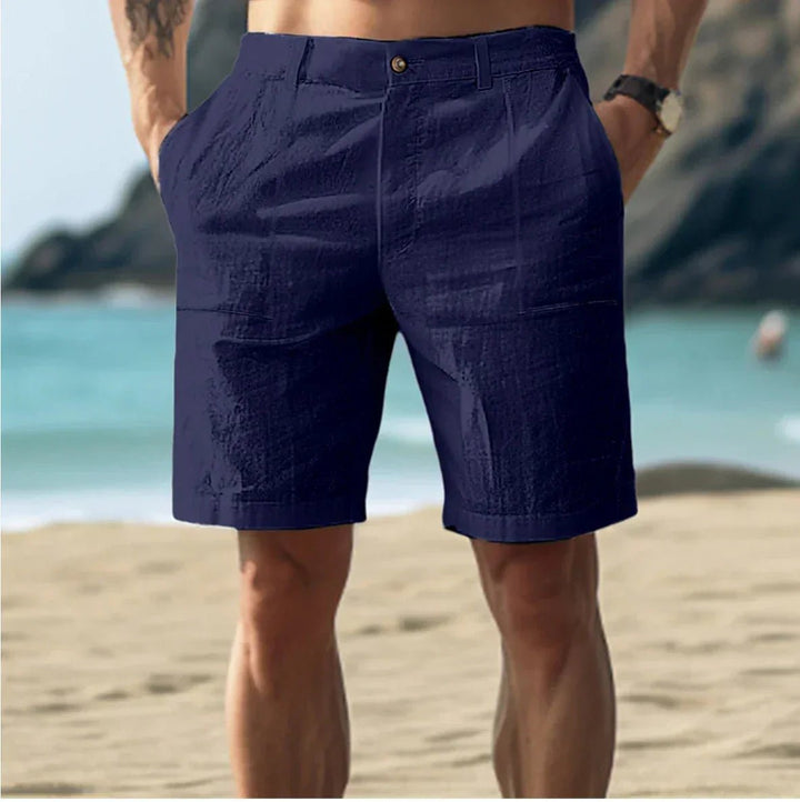 Hvide casual herre flat-front hørshorts, åndbare og lette for ultimativ sommerkomfort.