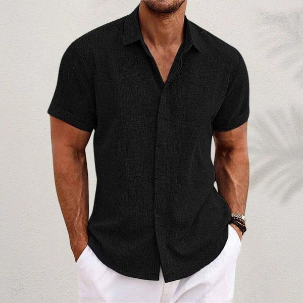 Sideprofil af herre kortærmet skjorte regular fit, casual stil. Perfekt til mænds mode, sommer og fritid.