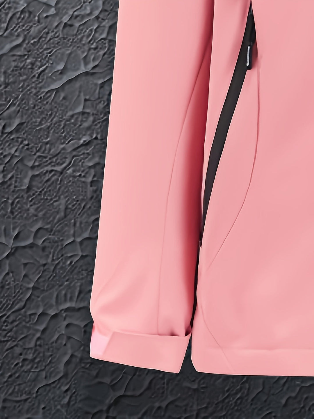 Robust og åndbar herre softshell jakke, velegnet til efterår, forår og sportslige udfordringer.