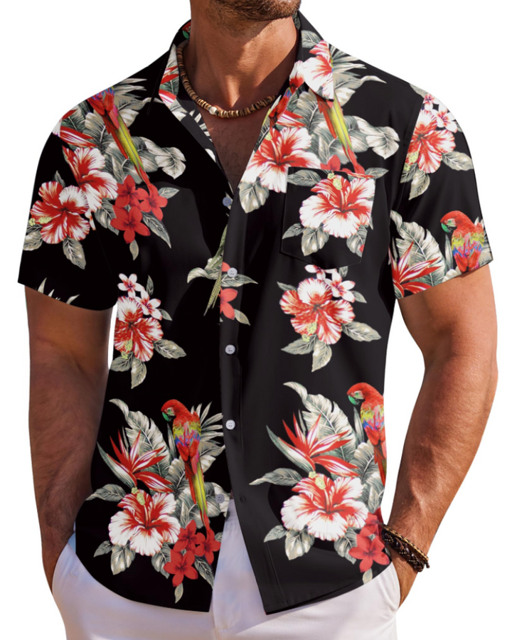 Elegant, men afslappet herre skjorte med sommerblomster. Til strand og by.