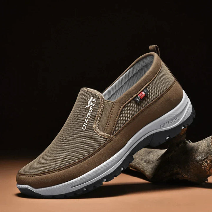EnduraComfort herre slip-on sko: optimal svangstøtte, åndbar & ergonomisk for fodsundhed.