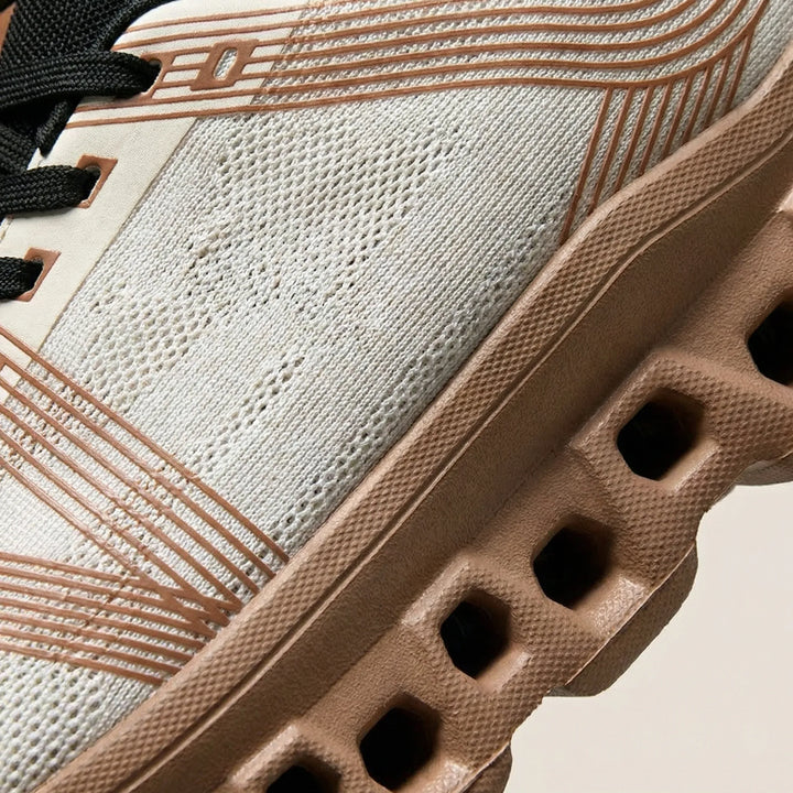 Stilfuld herresneaker til hverdag og fritid. Åndbar og komfortabel fritidssko for optimal komfort.
