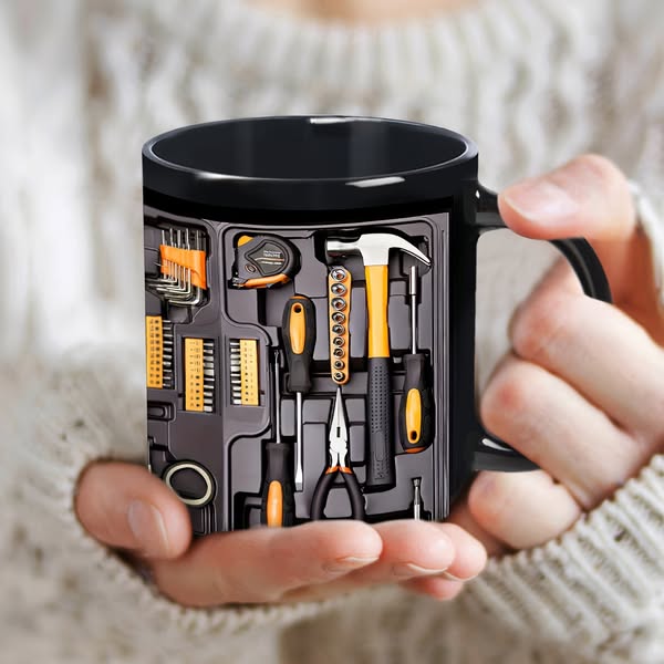 Hvidt, motiverende keramikkrus for fokus og energi. Perfekt til kaffe på kontoret.