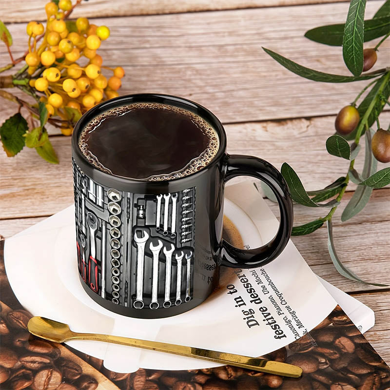 Nyhedskrus i keramik med motiverende tekst for øget fokus og energi. Til kaffe eller te.