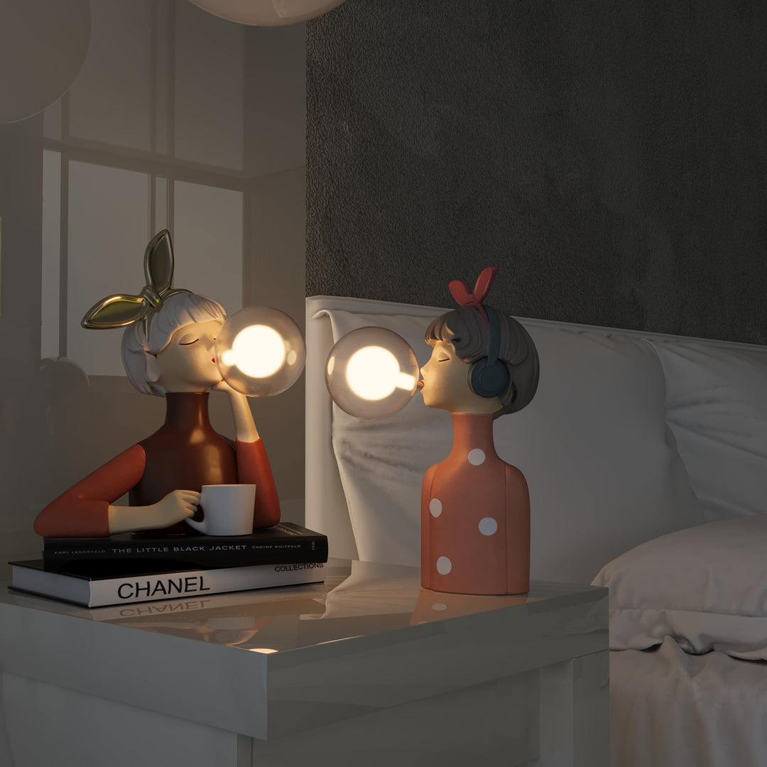 Elegant design bordlampe: Nordisk stil med blød belysning. Giver hygge til din moderne indretning.