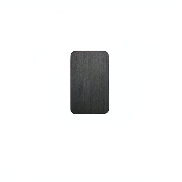 "Justerbar rektangulær væglampe i moderne design med elegant, metallisk aluminiumsoverflade og op/ned-lys."
