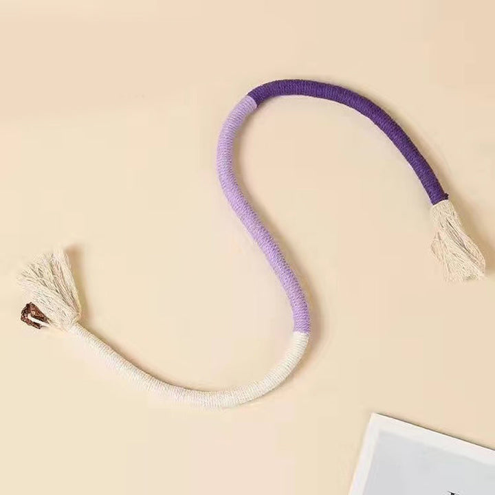 Miljøvenligt kattelegetøj: Tov af økologisk bomuld med frugtfibre, fremmer kattesundhed og tandpleje.