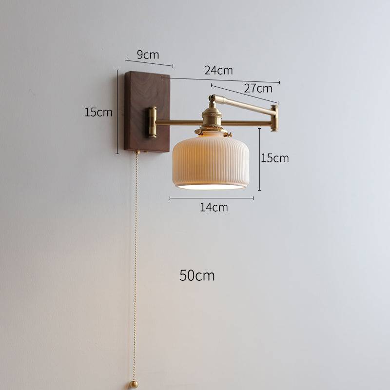 "Keramisk væglampe med træplade, elegant design, cylindrisk keramisk skærm til moderne og traditionel indretning"