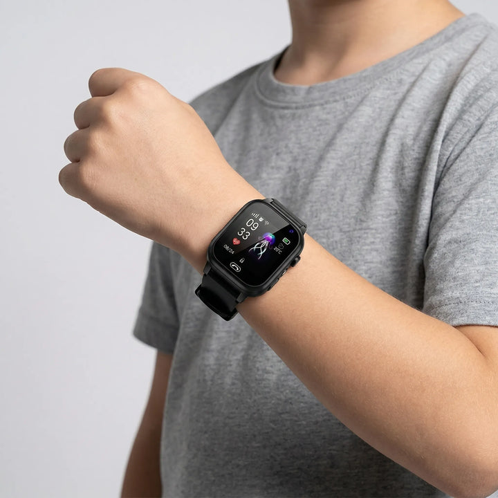 Børne-GPS-smartwatch med realtidssporing & sikkerhedsfunktioner. Stænkvandtæt 4G ur til trygge forældre.