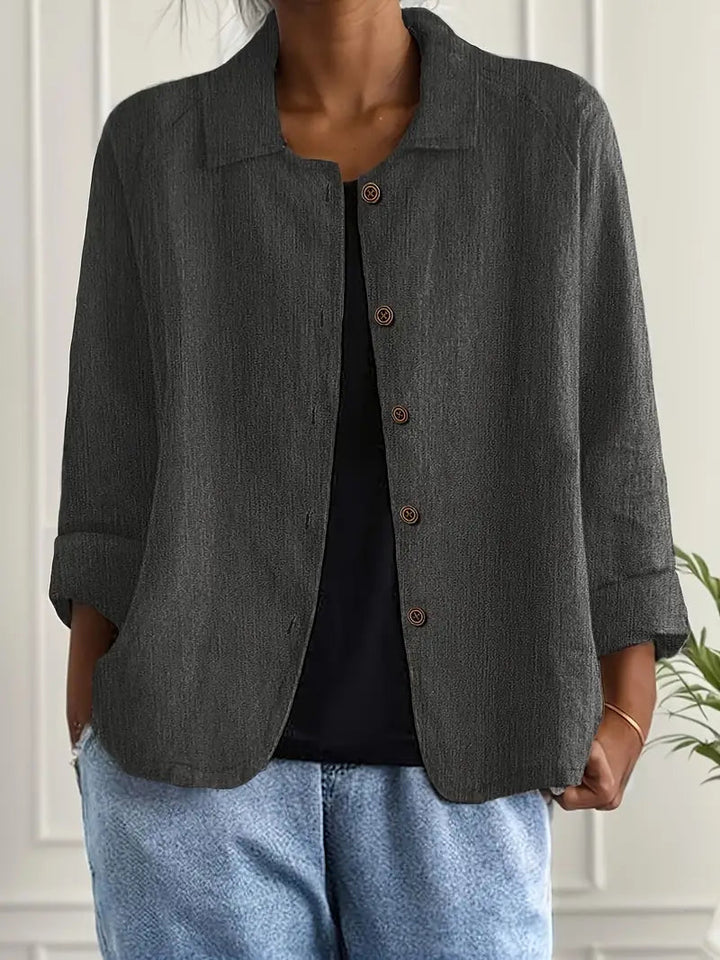Tidløs bymayberry kvinders top. Høj kvalitet, letvægt og perfekt til elegant hverdagsmode og sommer.